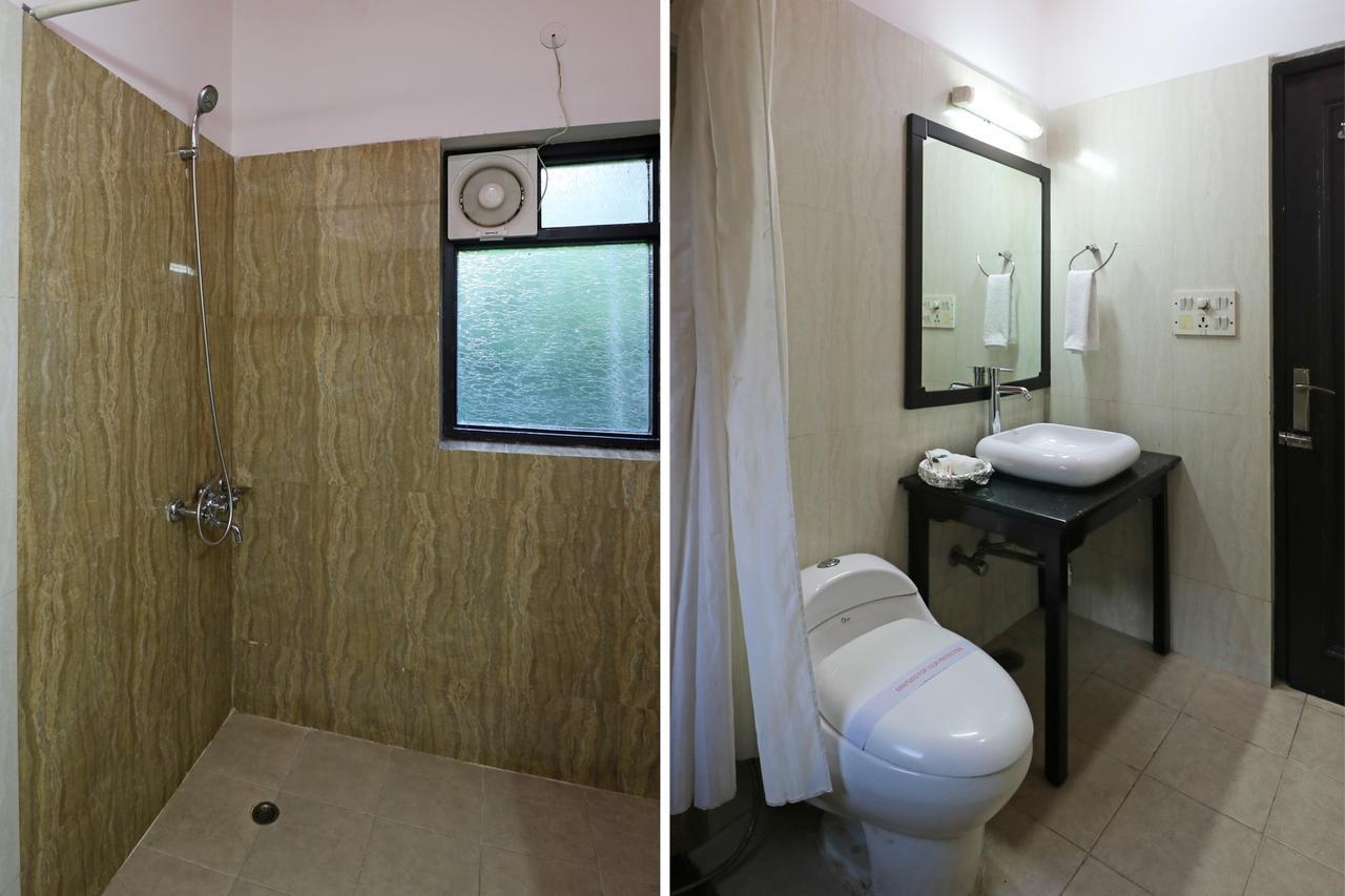Hotel Chalet New Delhi Buitenkant foto